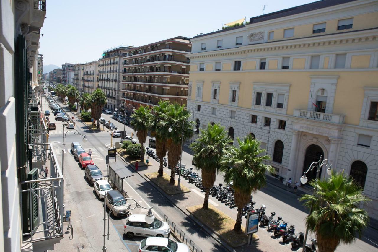 Center Alojamento de Acomodação e Pequeno-almoço Salerno